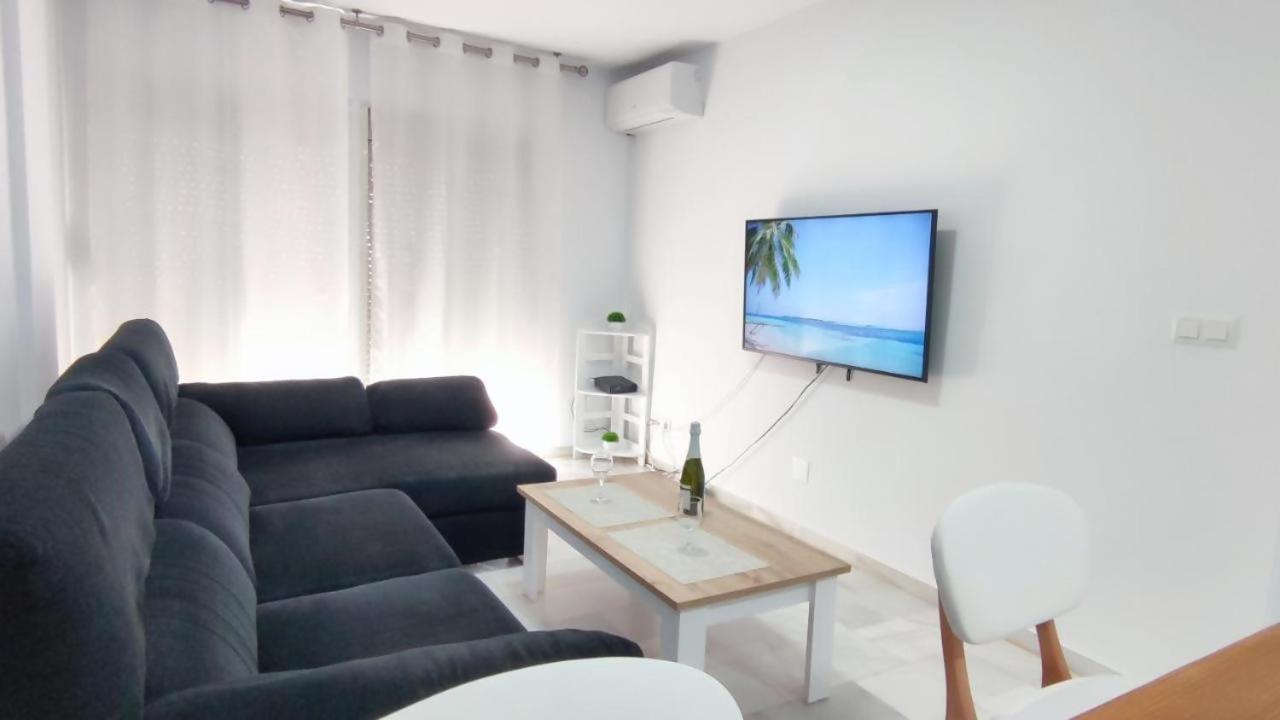 Fantastico Apartamento Totalmente Renovado Torre Del Mar Zewnętrze zdjęcie