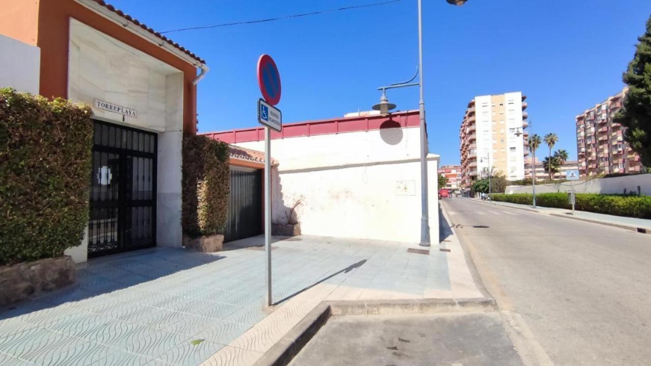 Fantastico Apartamento Totalmente Renovado Torre Del Mar Zewnętrze zdjęcie
